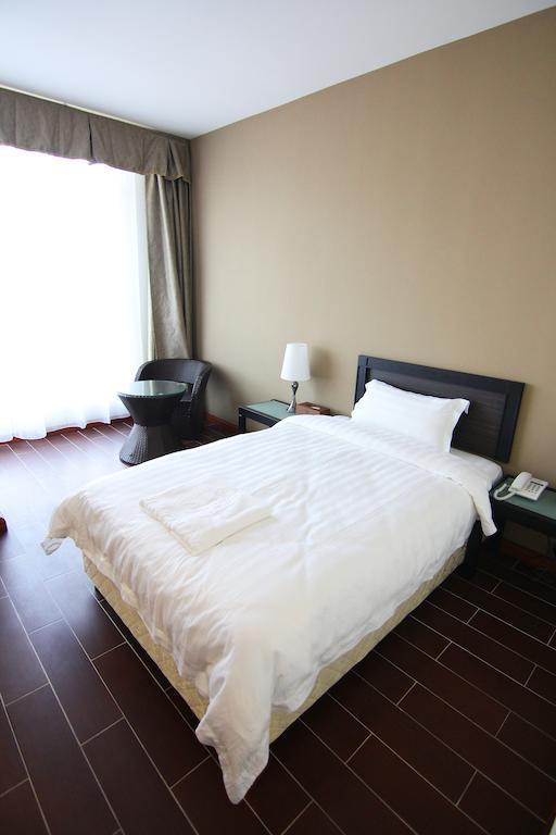 Putatan Platinum Hotel Kota Kinabalu Kamer foto