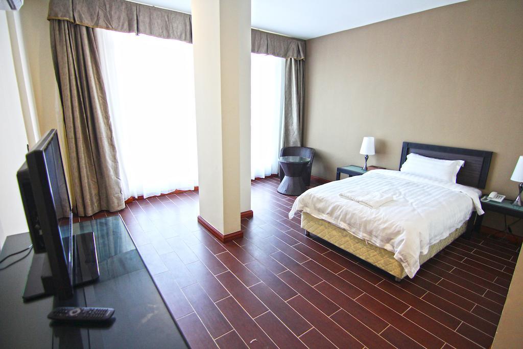 Putatan Platinum Hotel Kota Kinabalu Kamer foto