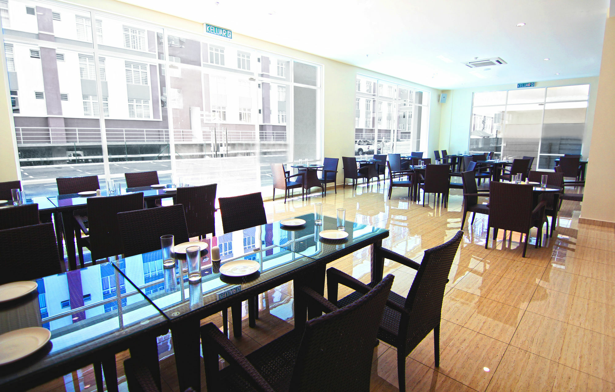 Putatan Platinum Hotel Kota Kinabalu Buitenkant foto